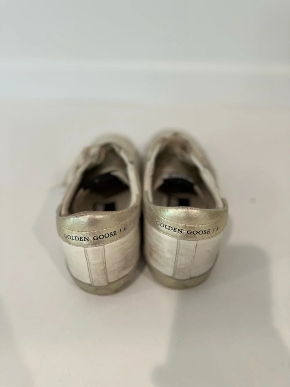 Golden Goose Low-Top Sneakers in Off-White and Beige - Picture 3 of 5